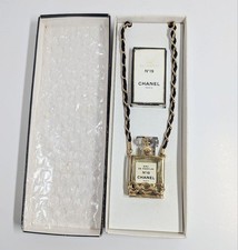 CHANEL no Parfum bottle