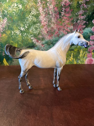 Statuina cavallo arabo