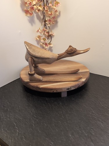 Fair trade hand - hand, carved