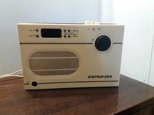 Radio cablata sovietica - , altair