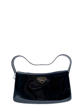 Marc Ellis borsa a spalla