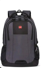 Zaino nuovo con etichette