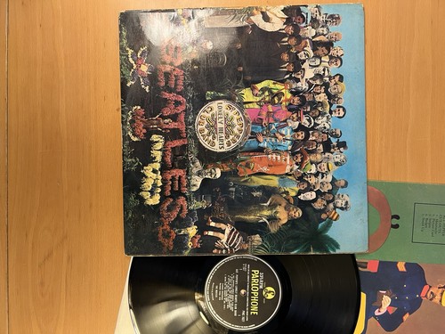 The beatles sgt pepper first - beatles,