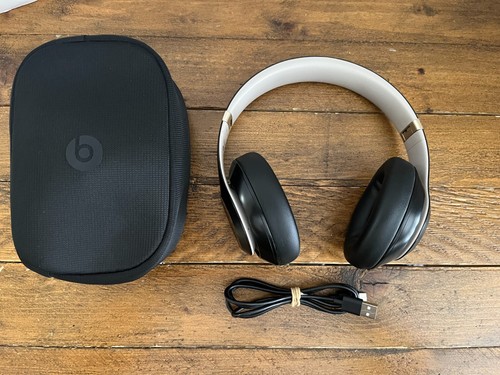 Beats dre studio - by,