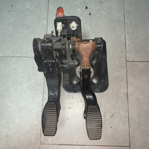 Pedaliera pedali freno