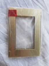 SIEMENS DELTA FUTURA - placca metallica 3 moduli colore champagne