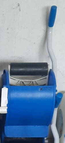 Strizzatore rullo molla per - strizzatore, a