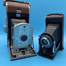 Coppia di antiche macchine