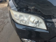 Faro proiettore anteriore lato