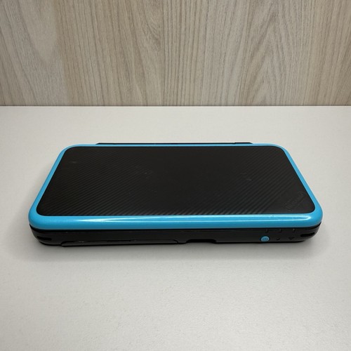 New nintendo 2ds console - new,