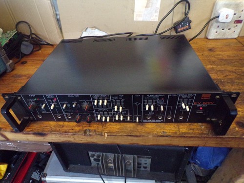 Roland spv 355 - /, synth