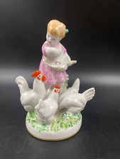 Statua statuetta figurine soprammobile Porcellana DULEVO URSS Ragazza e galline