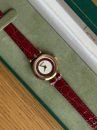 Vintage gucci women gold - vintage,