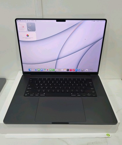 Macbook pro max 40 core - 40,