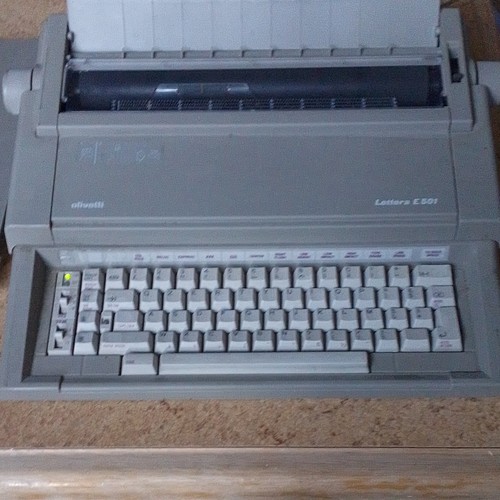 Olivetti lettera 501 - lettera, e