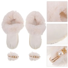 1 paio di scarpe con sottile