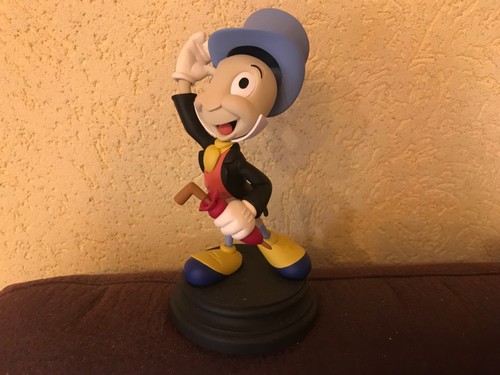 Disney jiminy cricket - jiminy,