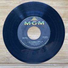 Richard Chamberlain - A Kiss