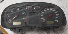Quadro strumenti compl.  VOLKSWAGEN GOLF (1J) 1.9 TDI cat (66Kw) Ber.