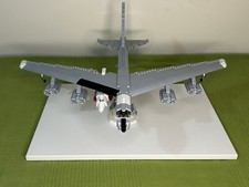 PDF istruzioni LEGO scala 1:110 NASA Boeing NB-52 Stratofortresses