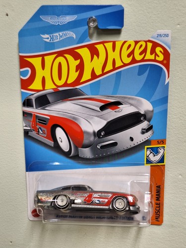 Hot wheels aston martin - aston,