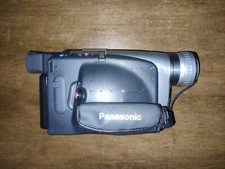 Videocamera analogica Panasonic modello NV-RZ10 usata con borsa inclusa