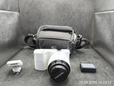 Samsung NX 1100 + Samsung