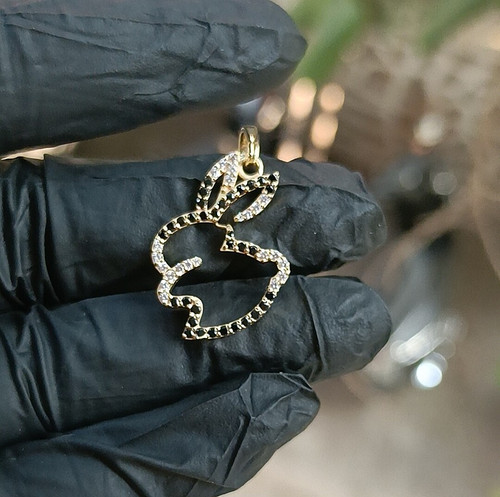 Ciondolo coniglio moissanite