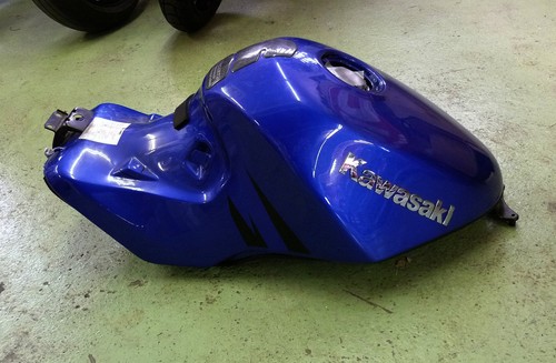 Serbatoio kawasaki zzr1100 - kawasaki,