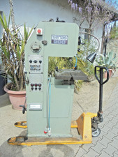 Segatrice a nastro verticale