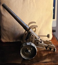 Cannone In metallo pesante  modello antico  con ruote