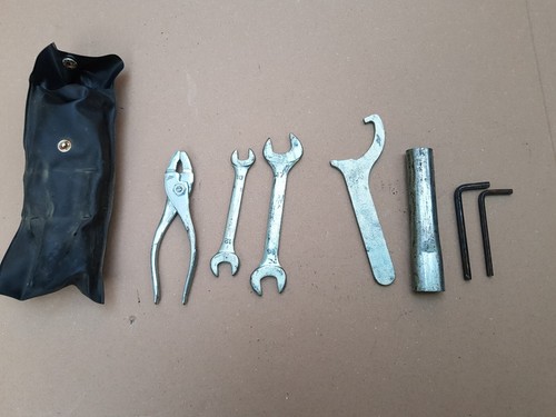Kit attrezzi suzuki gsr750 - suzuki,