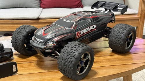 Raro traxxas revo 1 - e-revo, 1.0