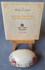 Royal Albert Bone China Danbury scatola uova di Pasqua come nuova campagna inglese giardino rose