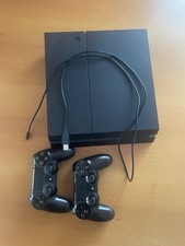 Sony PlayStation 4 Ultimate Player 1TB Console - Nera