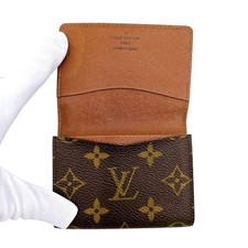 Louis Vuitton Busta Carte de