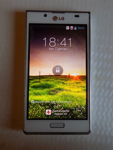 Téléphone portable 700 - lg, p-700
