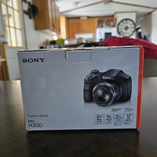 Nuova fotocamera digitale