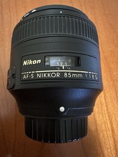 NIKON AF-S NIKKOR 85mm f/1.8 G