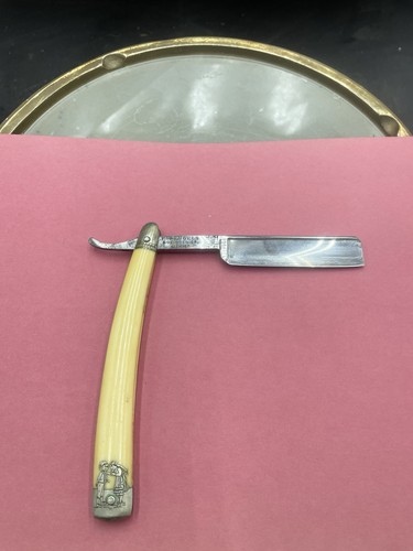 Antico rasoio dritto w - antico,