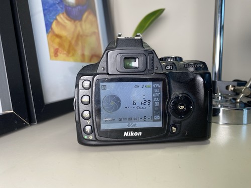 Nikon d40 dslr - nikon, solo