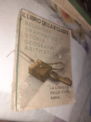 Libro terza iii - iii, scuola