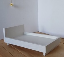 Mobili per bambole Monster