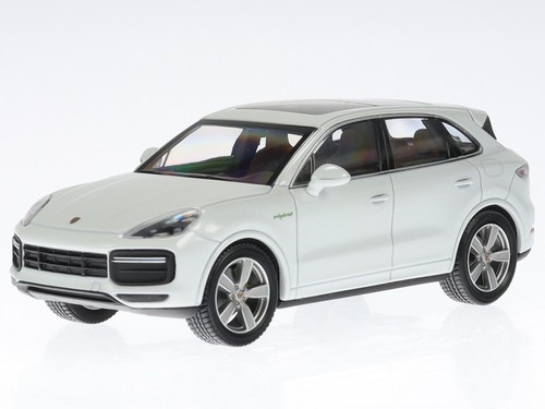 Porsche cayenne turbo e3 - porsche,