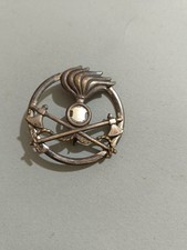 Fregio da basco cappello genio