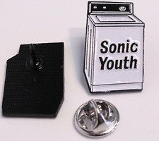 SONIC YOUTH PIN (MBA 588)