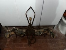 Antichi gioghi per buoi in