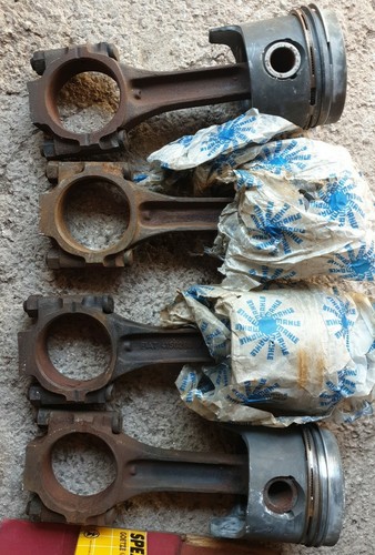 Pistoni completi fiat 124 - 4,