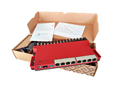 Router Mikrotik L009UiGS-RM