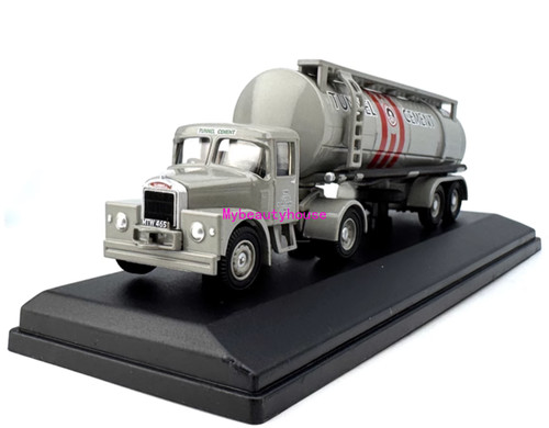 Modellino camion cisterna